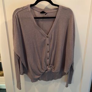 Grey cotton long sleeve bottom up